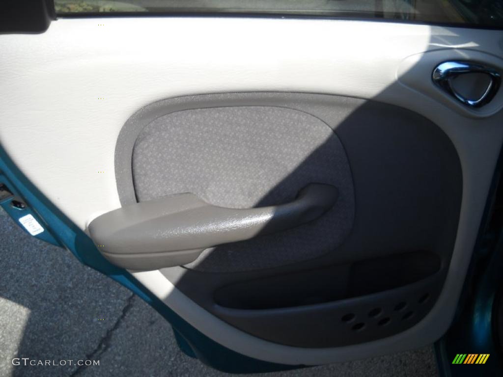2004 PT Cruiser Touring - Seamist Green Metallic / Dark Slate Gray photo #10