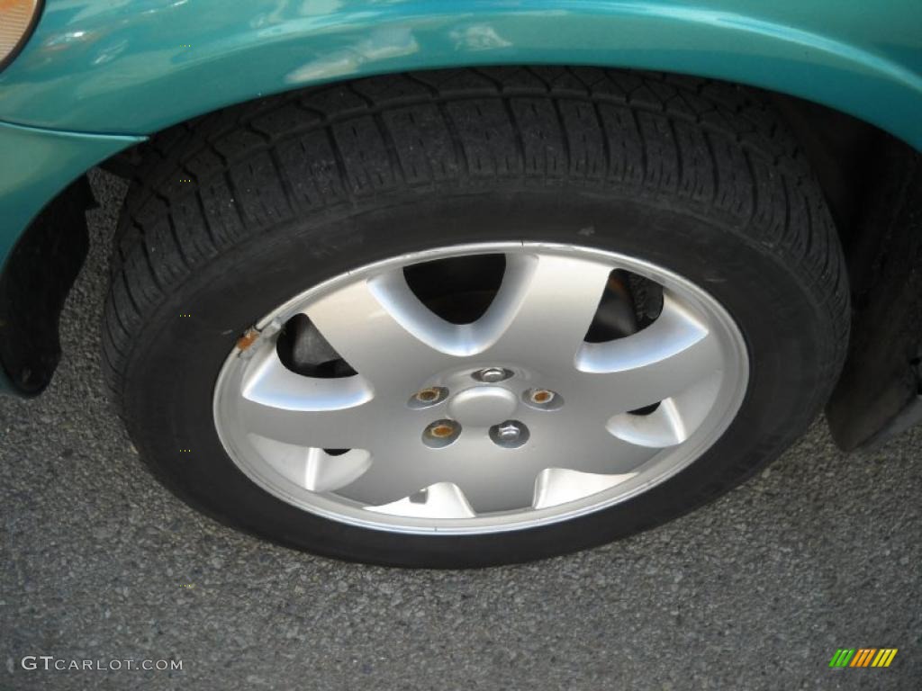 2004 PT Cruiser Touring - Seamist Green Metallic / Dark Slate Gray photo #16