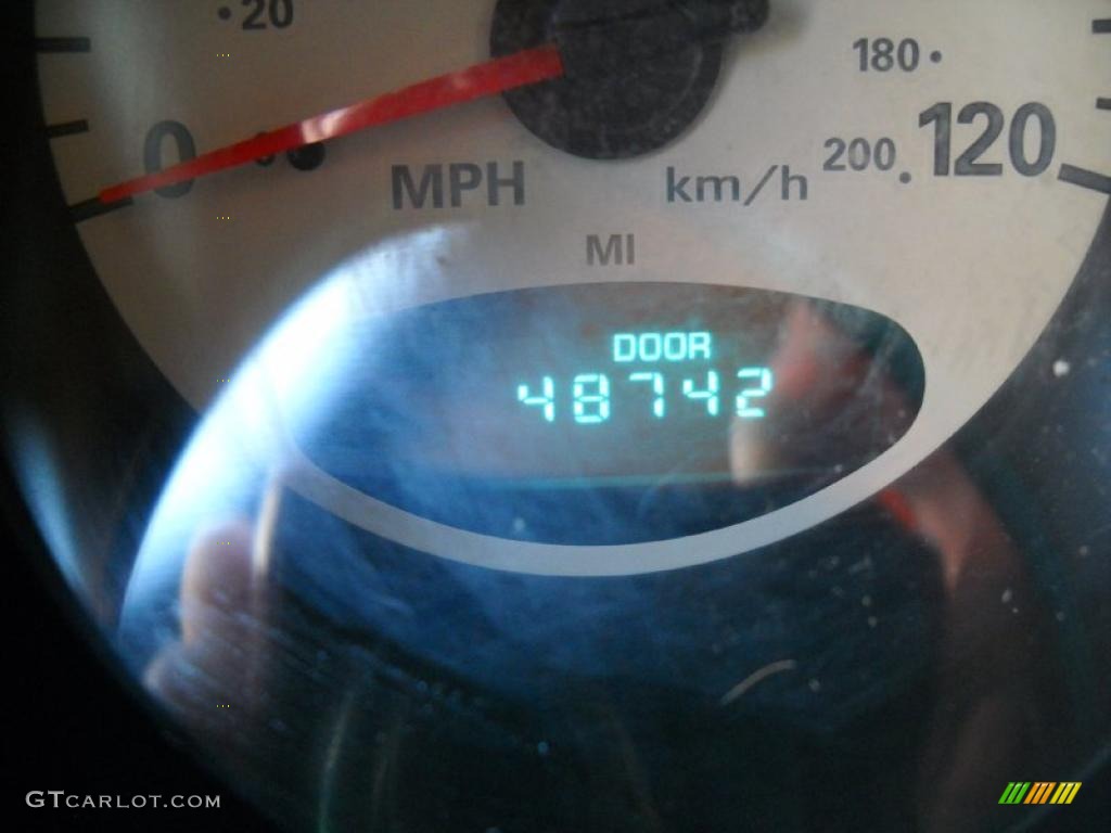 2004 PT Cruiser Touring - Seamist Green Metallic / Dark Slate Gray photo #25
