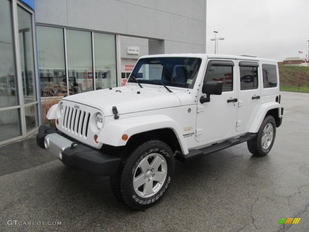 Bright White 2011 Jeep Wrangler Unlimited Sahara 4x4 Exterior Photo #48055478