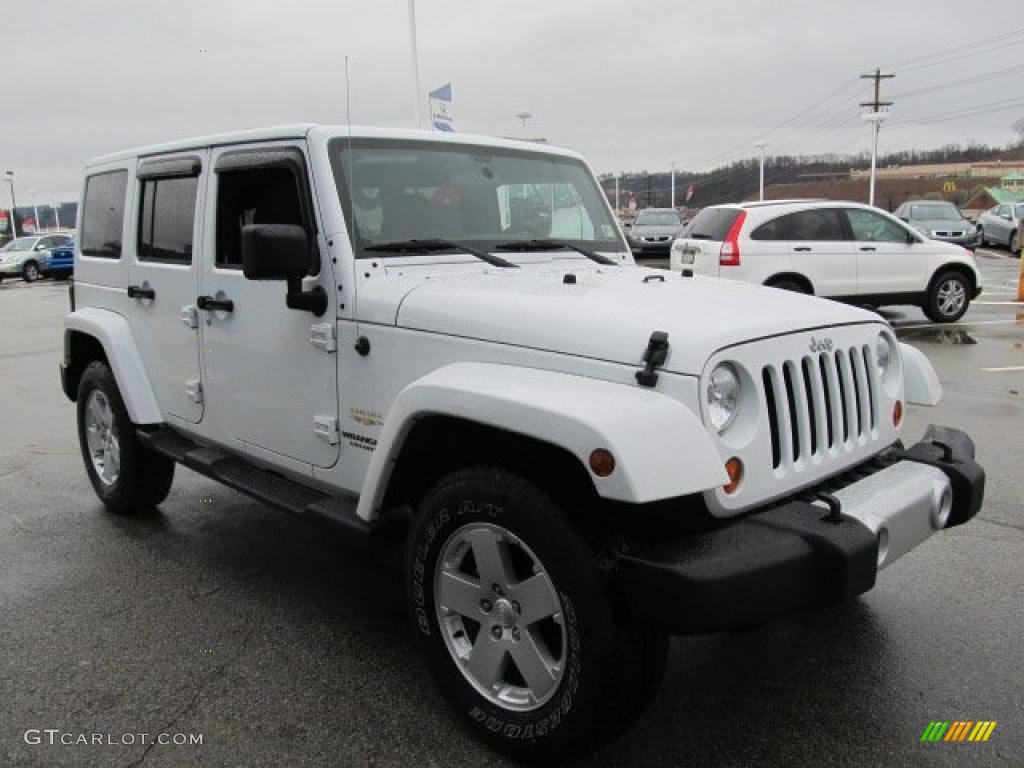 Bright White 2011 Jeep Wrangler Unlimited Sahara 4x4 Exterior Photo #48055574