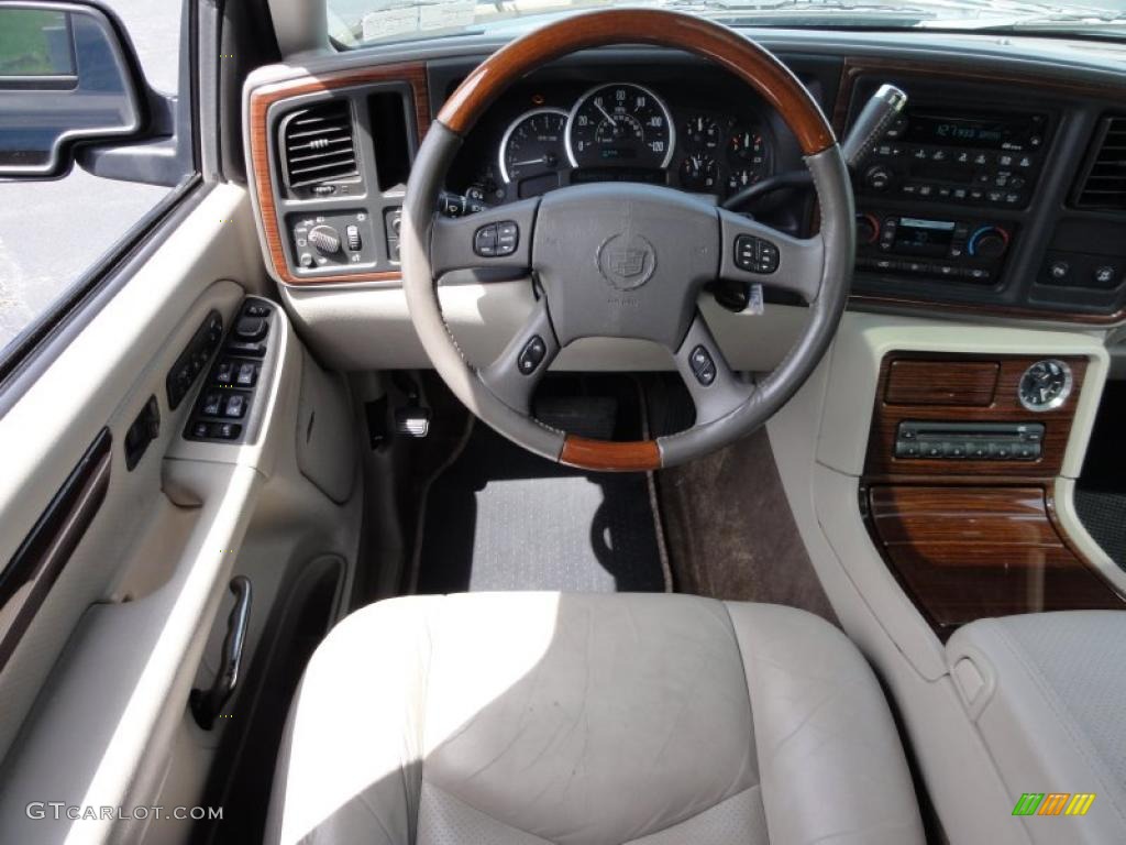 2003 Cadillac Escalade EXT AWD Shale Dashboard Photo #48055910