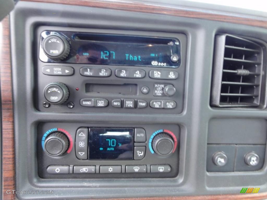 2003 Cadillac Escalade EXT AWD Controls Photo #48055982