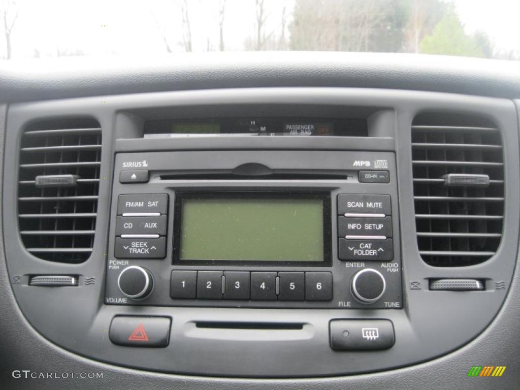 2009 Rio Rio5 LX Hatchback - Tropical Red / Gray photo #5