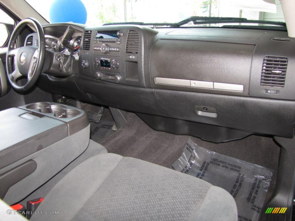 2008 Silverado 1500 LT Extended Cab 4x4 - Black / Ebony photo #16