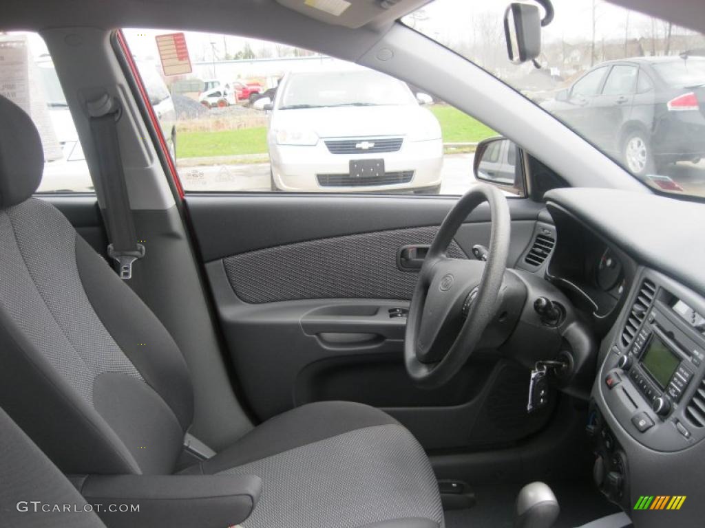 2009 Rio Rio5 LX Hatchback - Tropical Red / Gray photo #17