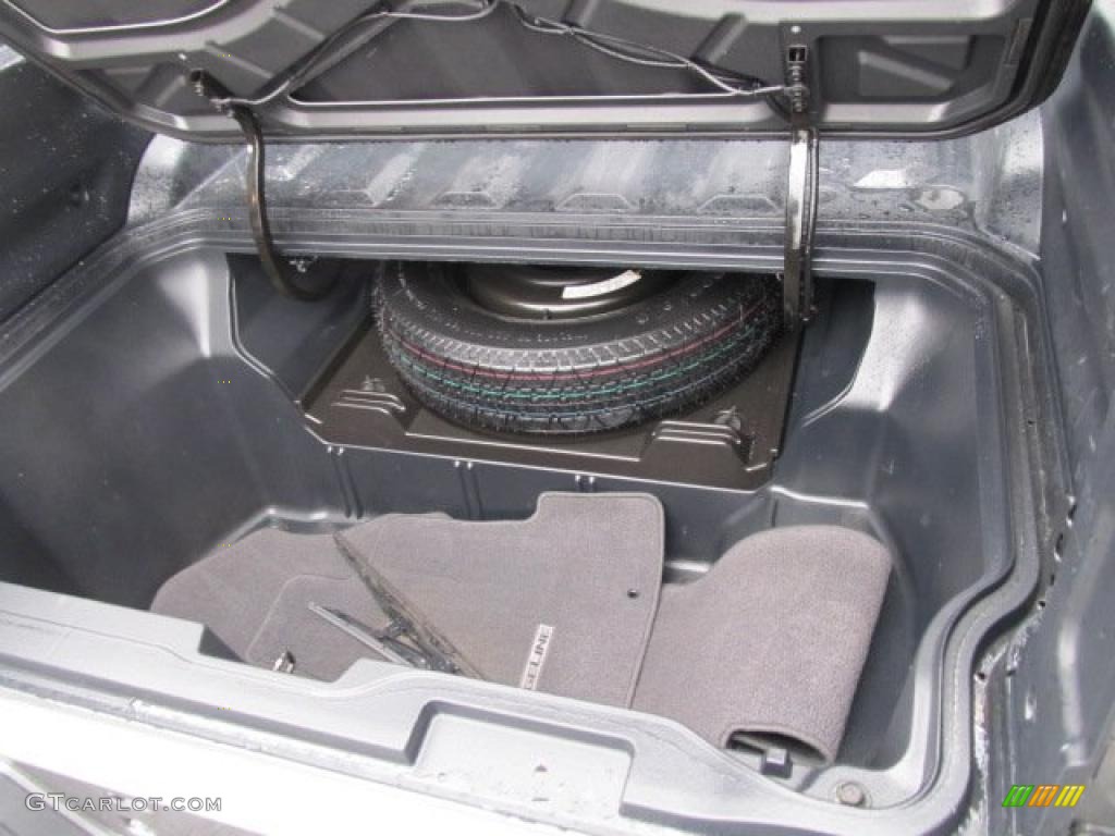 2009 Honda Ridgeline RT Trunk Photos