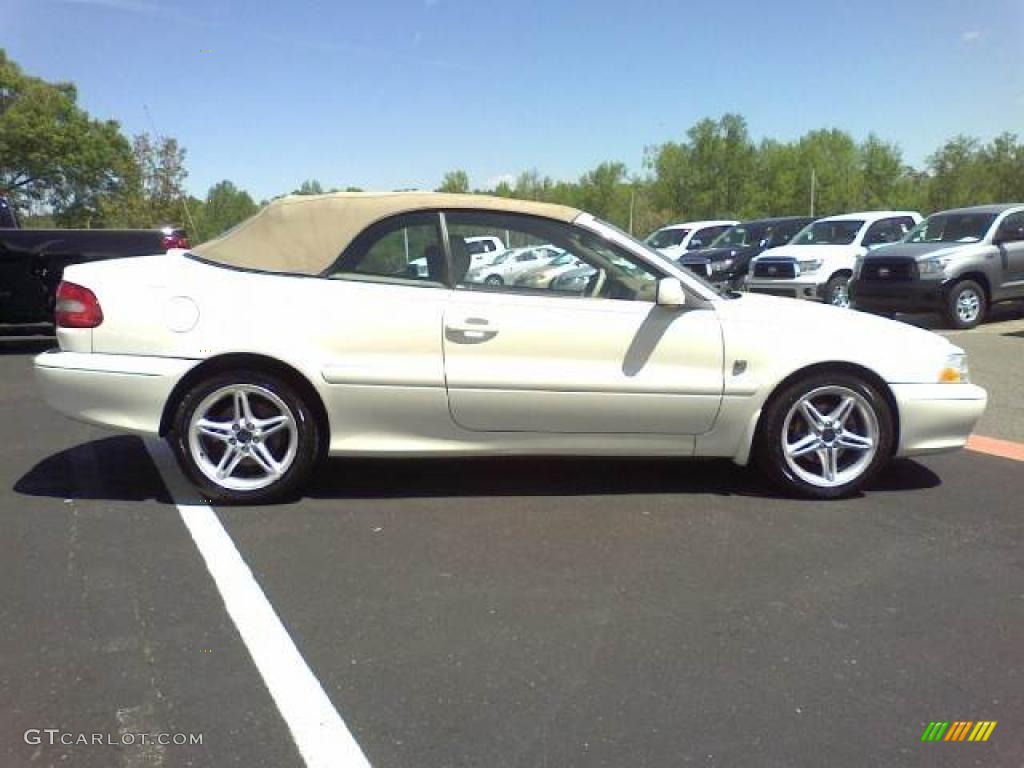 2002 C70 LT Convertible - White / Gray photo #17