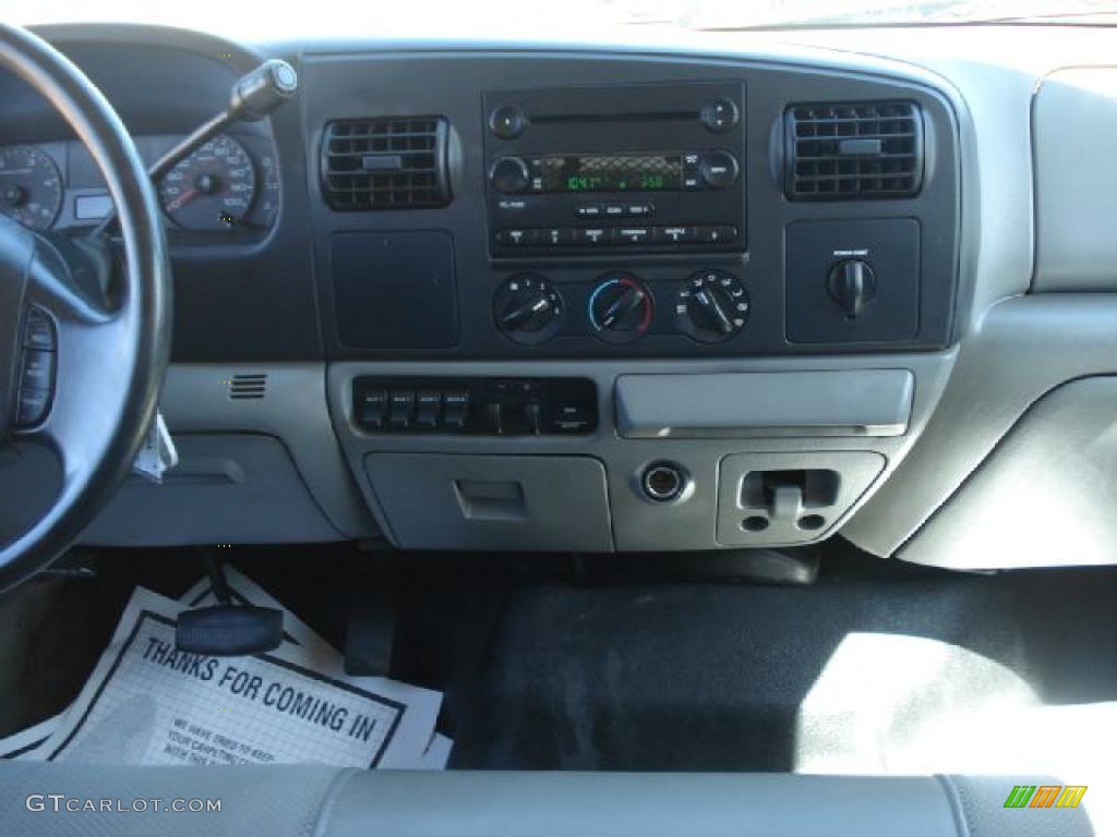 2006 Ford F550 Super Duty XL Crew Cab Dump Truck Dashboard Photos