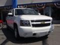 Summit White - Suburban LT 4x4 Photo No. 1