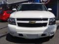Summit White - Suburban LT 4x4 Photo No. 2