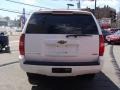 Summit White - Suburban LT 4x4 Photo No. 5