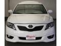 Super White - Camry SE Photo No. 4