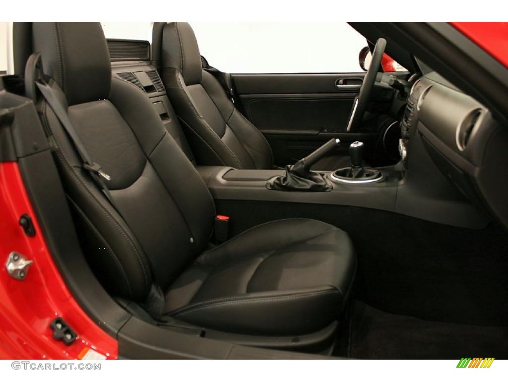 Black Interior 2010 Mazda MX-5 Miata Grand Touring Roadster Photo #48065687