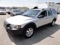 2001 Silver Metallic Volvo V70 XC AWD  photo #2