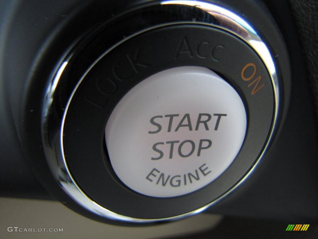 2011 Nissan Altima 2.5 S Coupe Controls Photo #48066575
