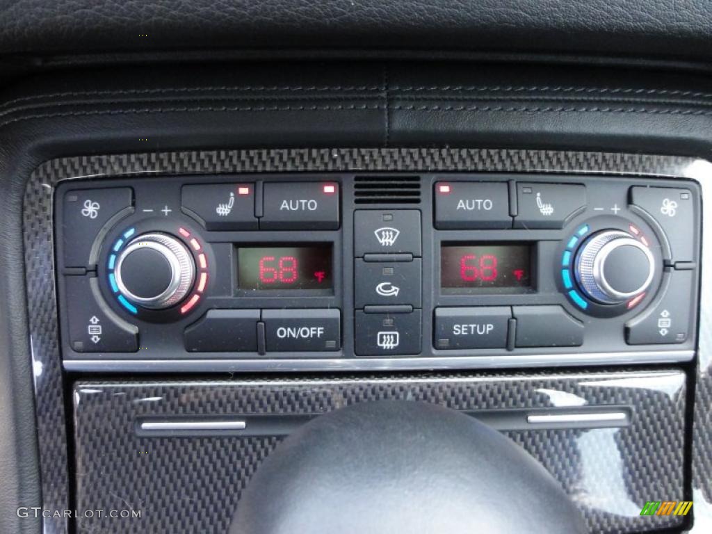 2009 Audi S8 5.2 quattro Controls Photo #48068186