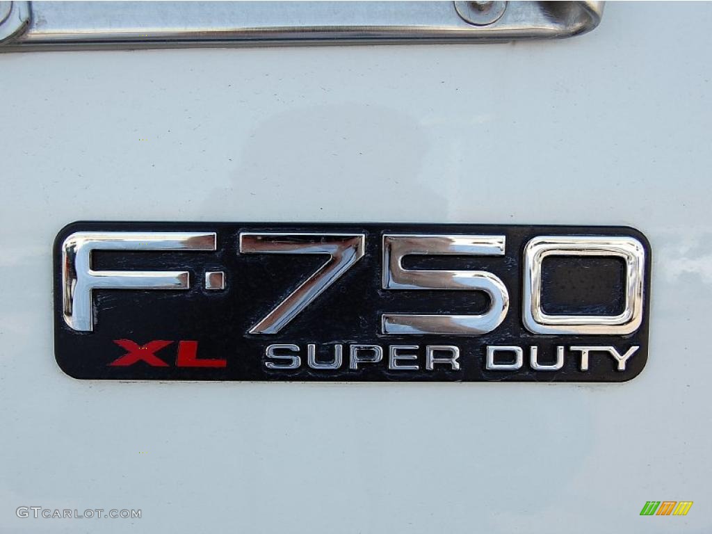 2008 F750 Super Duty XL Chassis Regular Cab Moving Truck - Oxford White / Medium Flint photo #28