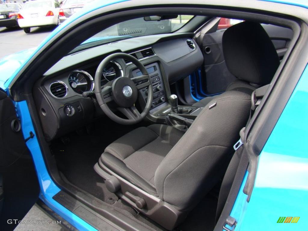 2010 Mustang GT Coupe - Grabber Blue / Charcoal Black photo #11