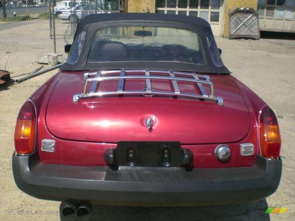 Cardinal Red 1977 MG MGB Roadster Exterior Photo #48073091