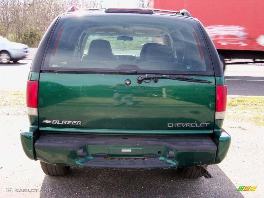 2000 Blazer LS 4x4 - Meadow Green Metallic / Medium Gray photo #2