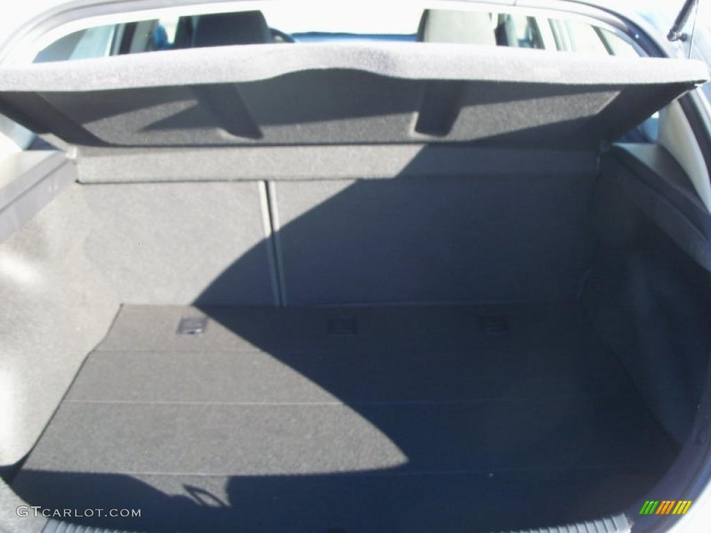 2011 Kia Forte SX 5 Door Trunk Photo #48077661