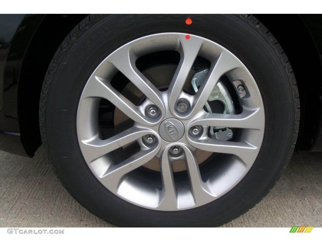 2011 Kia Forte EX 5 Door Wheel Photo #48078708