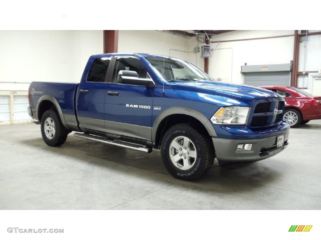 2011 Ram 1500 SLT Quad Cab 4x4 - Deep Water Blue Pearl / Dark Slate Gray/Medium Graystone photo #3