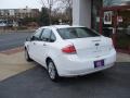 2008 Oxford White Ford Focus SE Sedan  photo #3