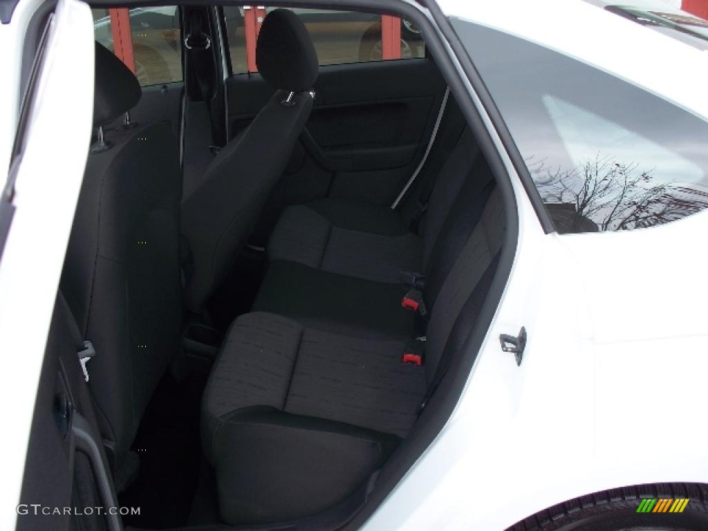 2008 Focus SE Sedan - Oxford White / Charcoal Black photo #14