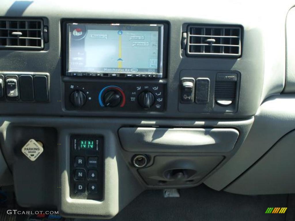 2008 Ford F650 Super Duty XLT Crew Cab Dashboard Photos