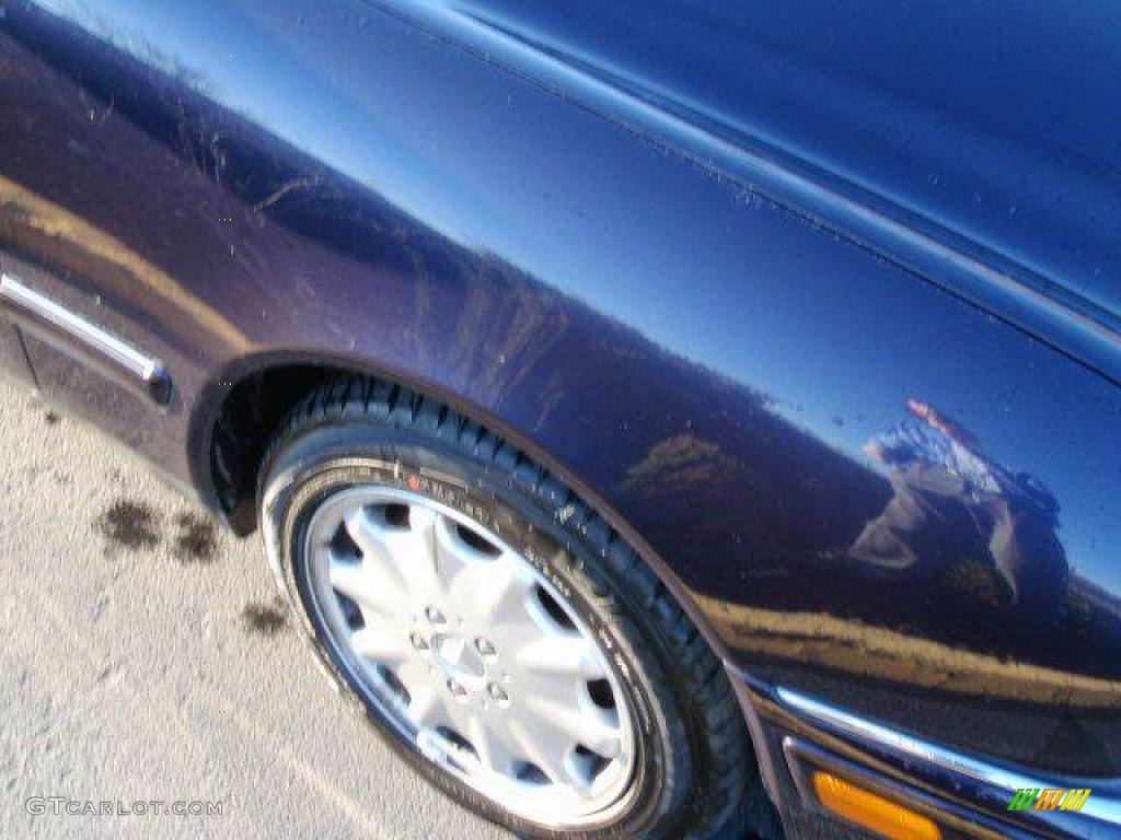 1997 E 300 D Sedan - Royal Indigo Metallic / Parchment photo #5