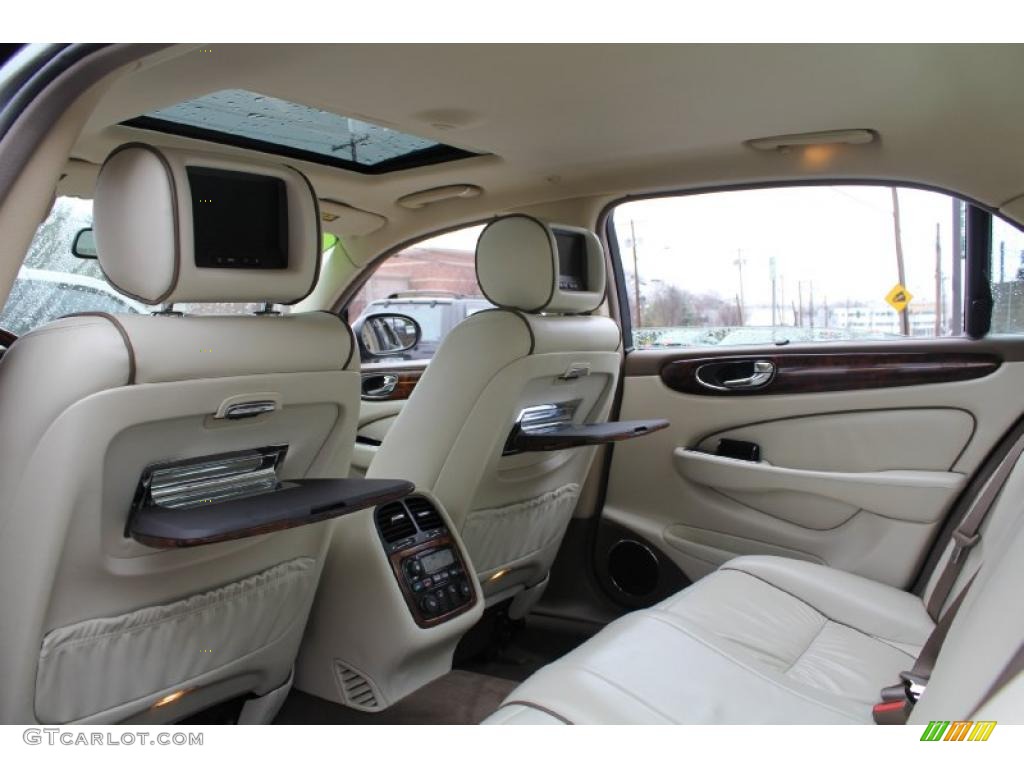 Ivory Interior 2006 Jaguar XJ Vanden Plas Photo #48087669