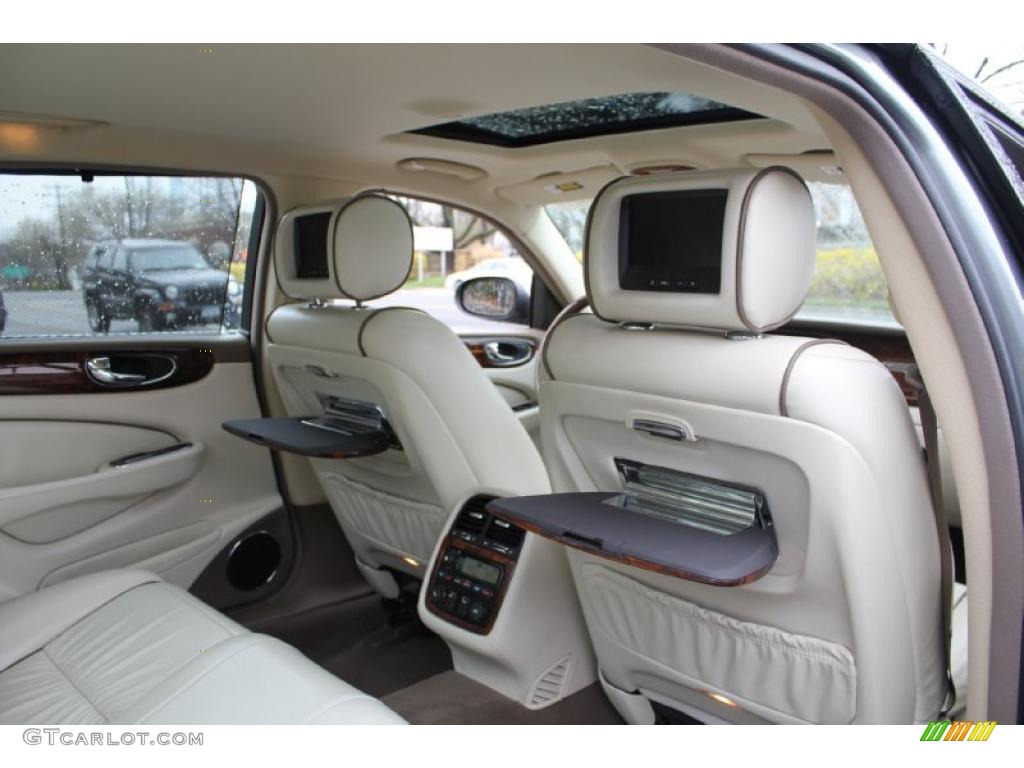Ivory Interior 2006 Jaguar XJ Vanden Plas Photo #48087735