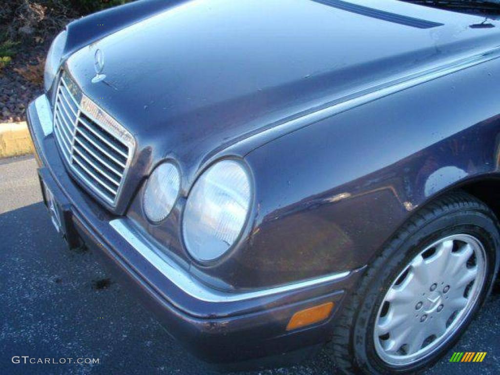 1997 E 300 D Sedan - Royal Indigo Metallic / Parchment photo #13