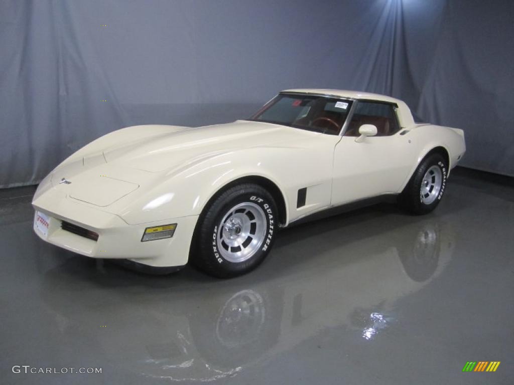 Frost Beige 1980 Chevrolet Corvette Coupe Exterior Photo #48088026