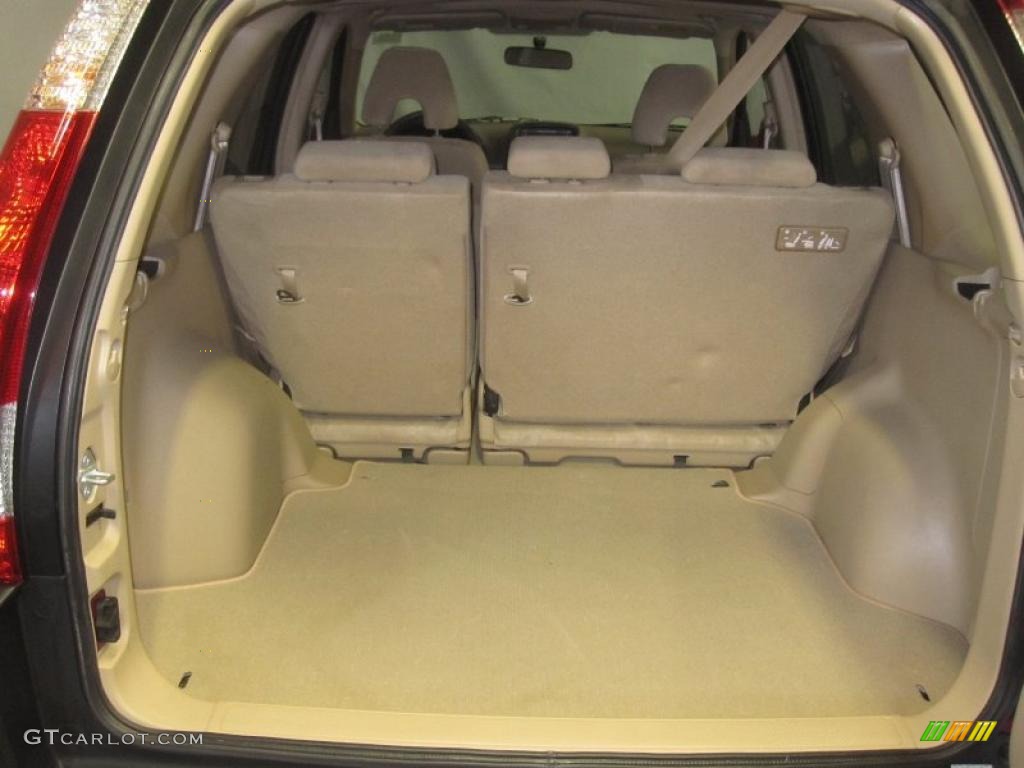2006 Honda CR-V EX 4WD Trunk Photo #48088962