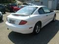 Summit White - Sunfire Coupe Photo No. 5
