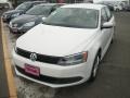 Candy White - Jetta SE Sedan Photo No. 1
