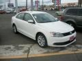 Candy White - Jetta SE Sedan Photo No. 2