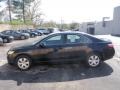 Black - Camry LE Photo No. 4