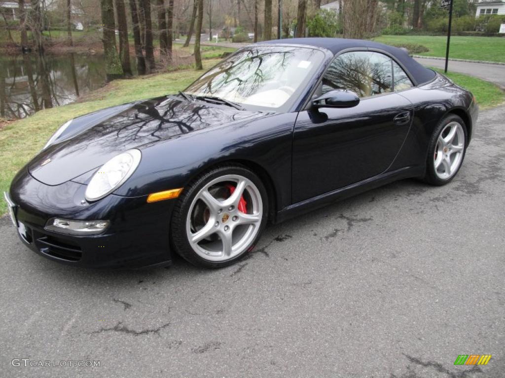 Midnight Blue Metallic Porsche 911