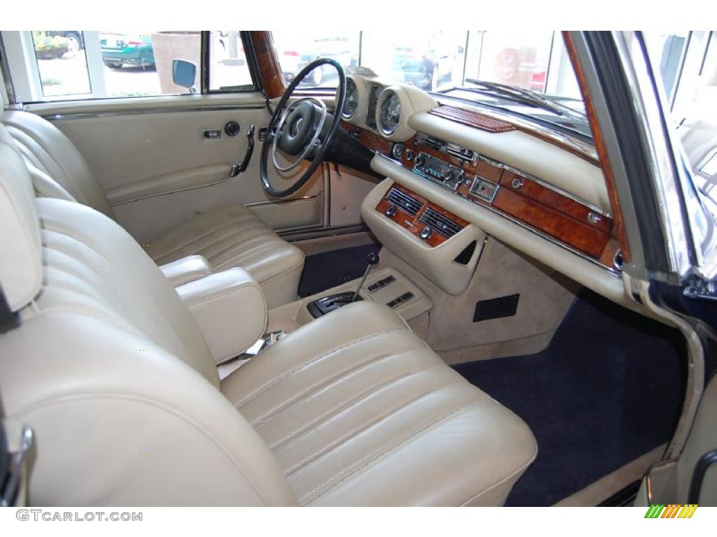 1971 Mercedes-Benz S Class 280SE 3.5 Convertible Dashboard Photos