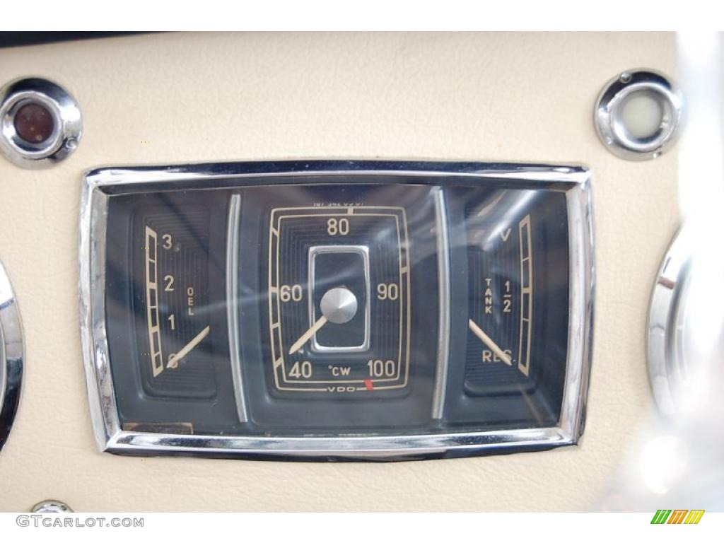 1953 Mercedes-Benz 220 Cabriolet Gauges Photo #48096493