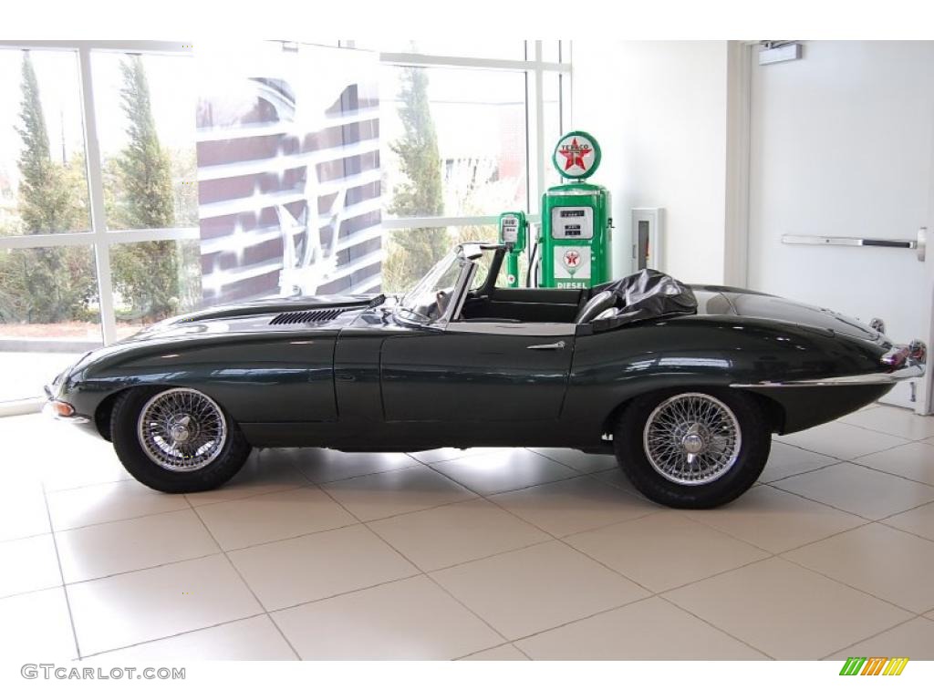 Opalescent Dark Green 1967 Jaguar E-Type XKE 4.2 Roadster Exterior Photo #48096613