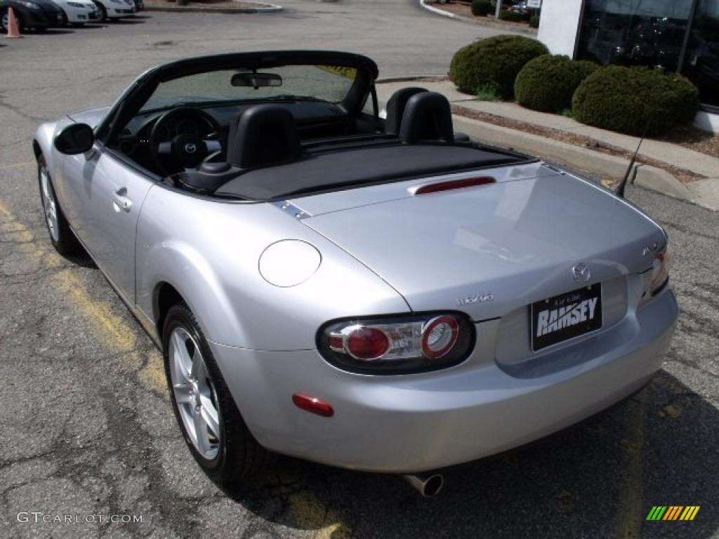 2006 MX-5 Miata Roadster - Sunlight Silver Metallic / Black photo #12