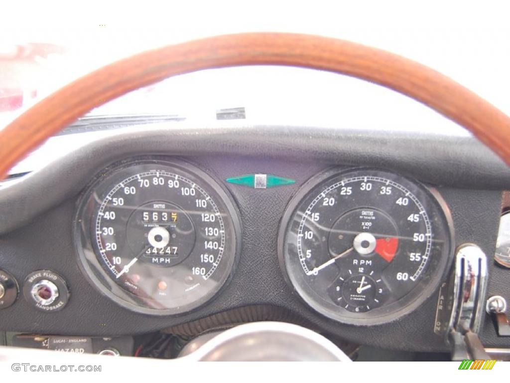 1967 Jaguar E-Type XKE 4.2 Roadster Gauges Photos