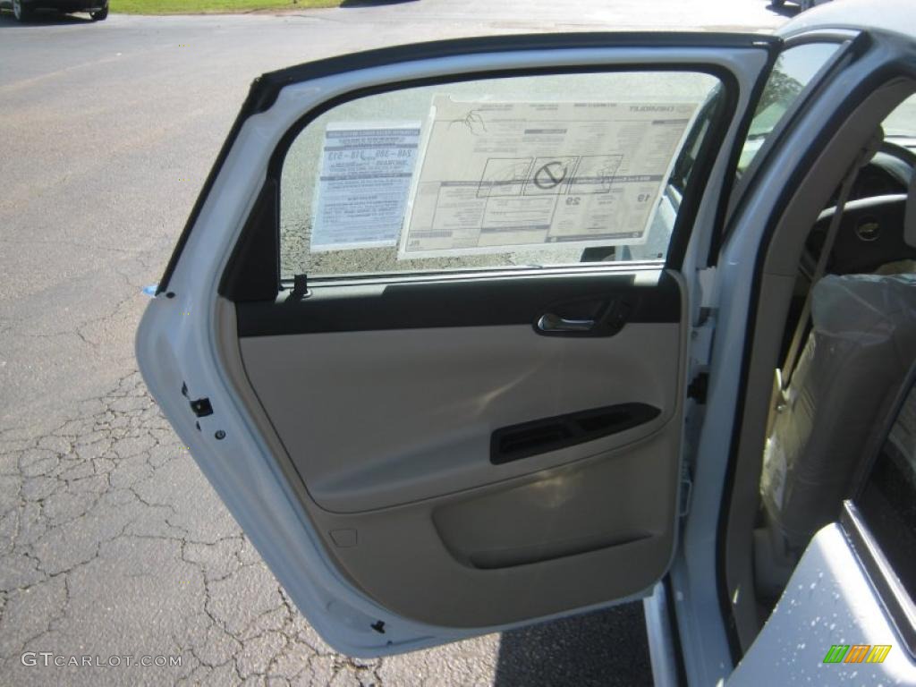 2011 Impala LT - Summit White / Neutral photo #18