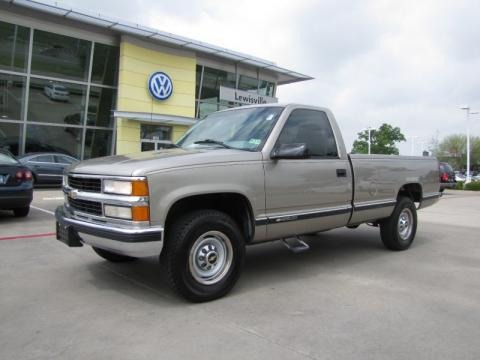 2000 Chevrolet Silverado 2500 Regular Cab Data, Info and Specs