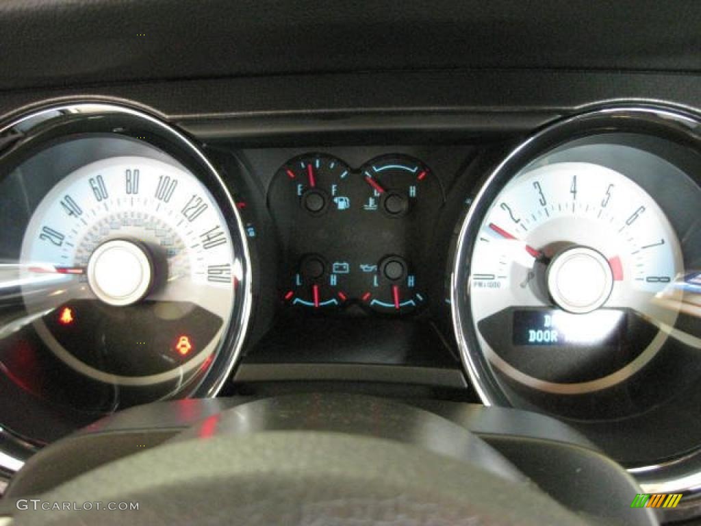 2012 Ford Mustang C/S California Special Coupe Gauges Photo #48103164